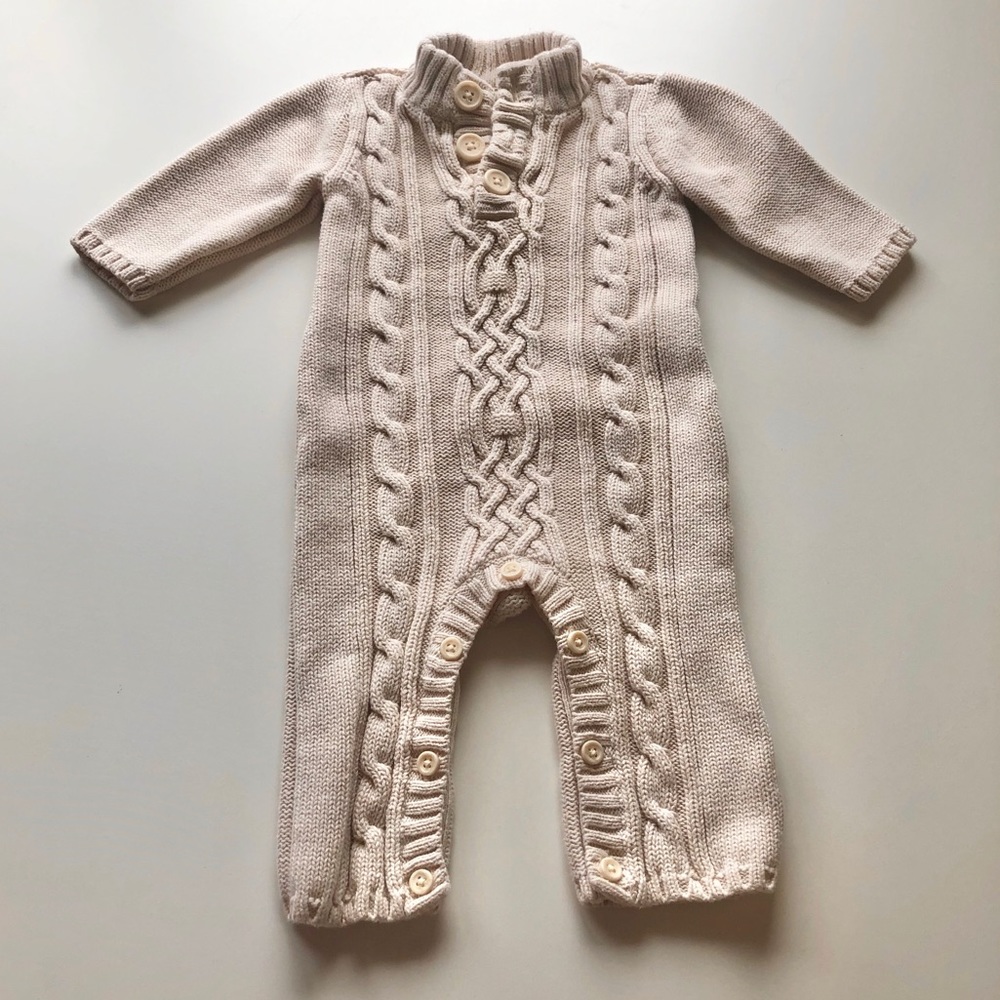 Old Navy Cream Cable Sweater Knit One Piece 3-6m